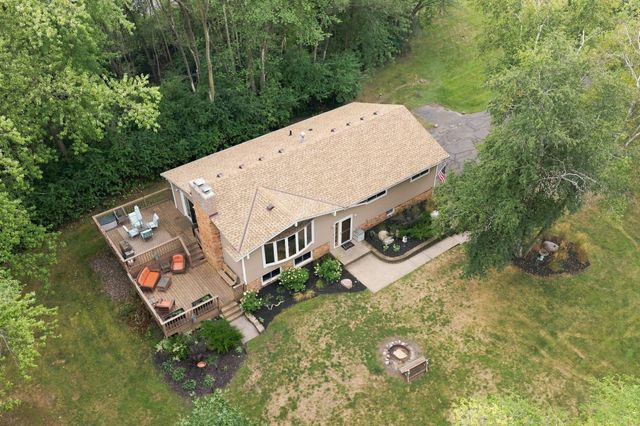 861 Willow Ridge 1, Hudson, WI 54016
