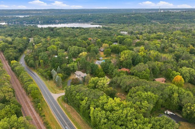 861 Willow Ridge 1, Hudson, WI 54016