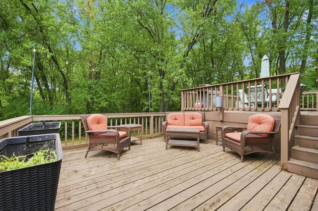 861 Willow Ridge 1, Hudson, WI 54016