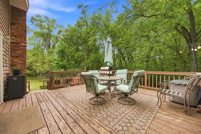 861 Willow Ridge 1, Hudson, WI 54016
