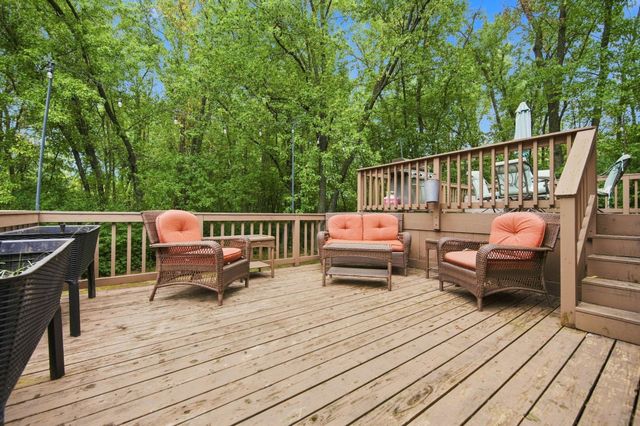 861 Willow Ridge 1, Hudson, WI 54016