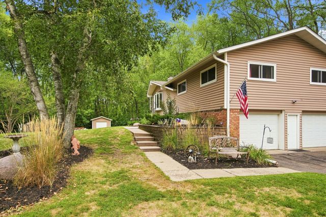 861 Willow Ridge 1, Hudson, WI 54016