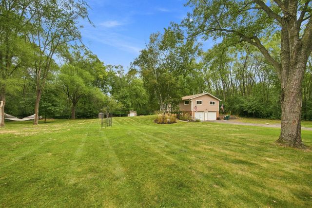 861 Willow Ridge 1, Hudson, WI 54016