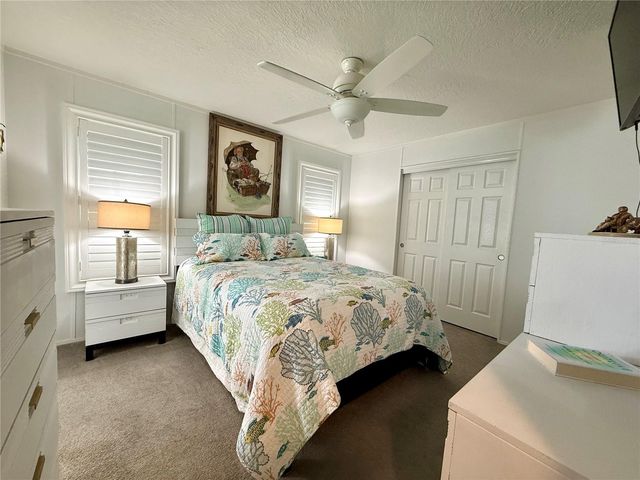 124 E SAINT ANNES CIRCLE, Apollo Beach, FL 33572