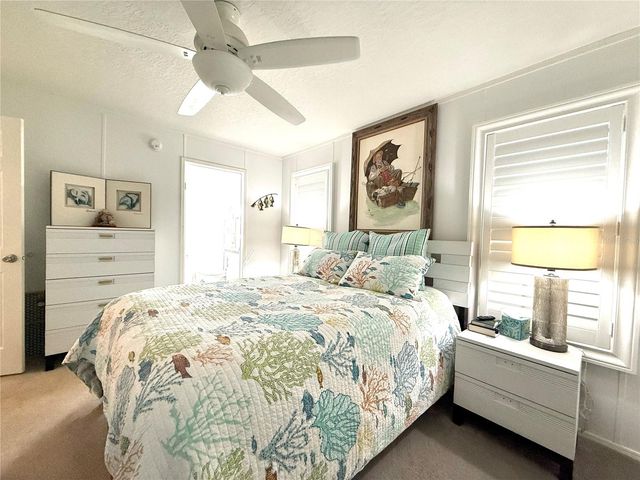 124 E SAINT ANNES CIRCLE, Apollo Beach, FL 33572