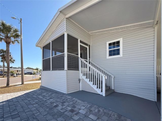 124 E SAINT ANNES CIRCLE, Apollo Beach, FL 33572