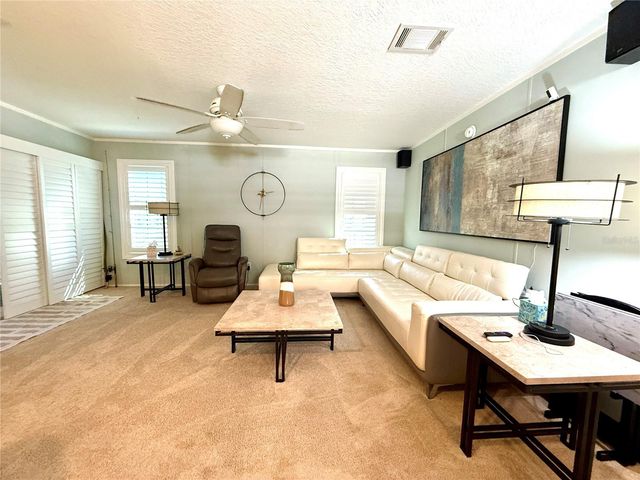 124 E SAINT ANNES CIRCLE, Apollo Beach, FL 33572