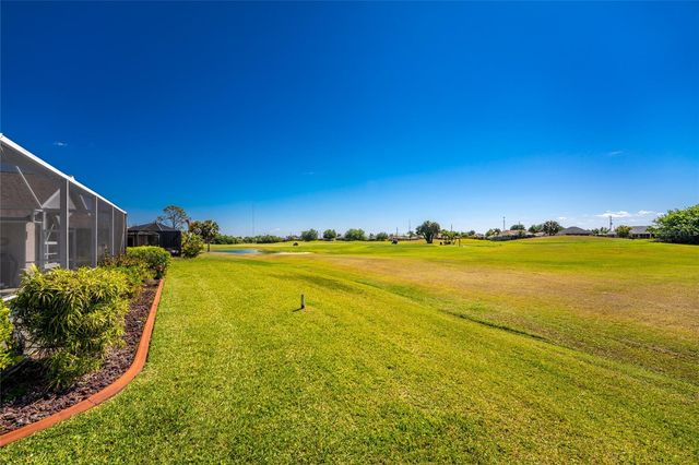 28 MEDALIST COURT, Rotonda West, FL 33947