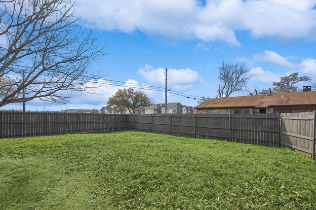 5753 Valley Mills Drive, Garland, TX 75043