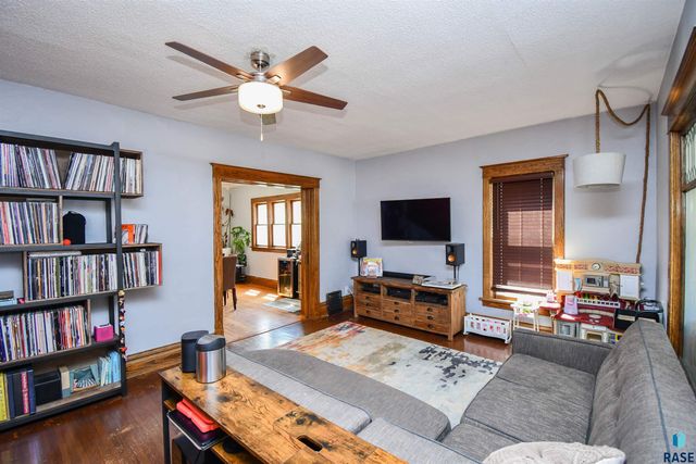 808 S Main Ave, Sioux Falls, SD 57104