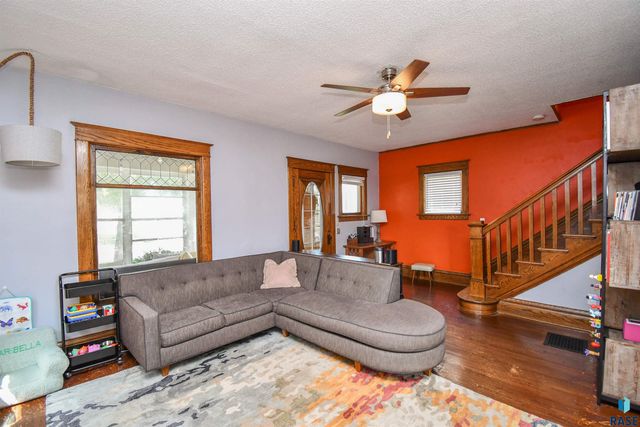 808 S Main Ave, Sioux Falls, SD 57104