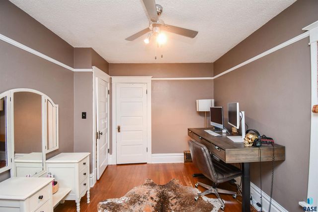 808 S Main Ave, Sioux Falls, SD 57104