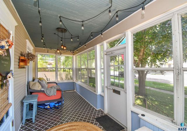 808 S Main Ave, Sioux Falls, SD 57104