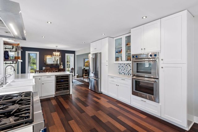 5535 Ridgewood Cove, Minnetrista, MN 55364