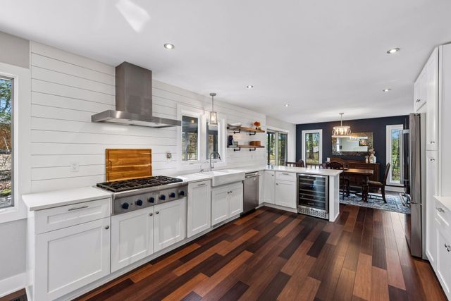 5535 Ridgewood Cove, Minnetrista, MN 55364