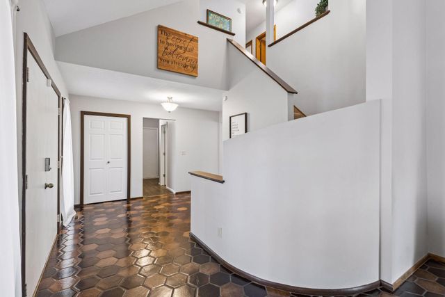 5535 Ridgewood Cove, Minnetrista, MN 55364