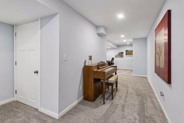 5535 Ridgewood Cove, Minnetrista, MN 55364