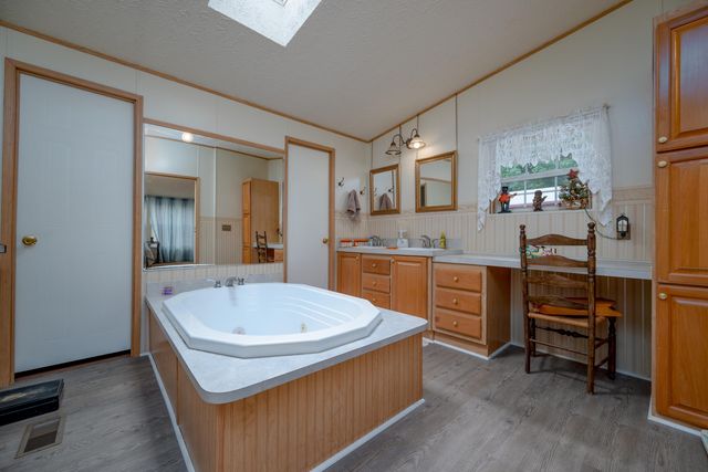 81 Hemlock Lane, Morehead, KY 40351