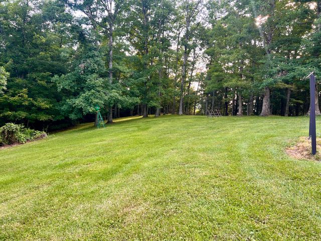 81 Hemlock Lane, Morehead, KY 40351