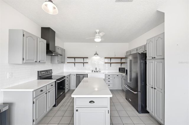 35600 BLANTON ROAD, Dade City, FL 33523