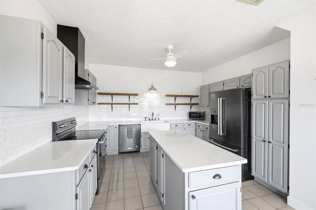 35600 BLANTON ROAD, Dade City, FL 33523