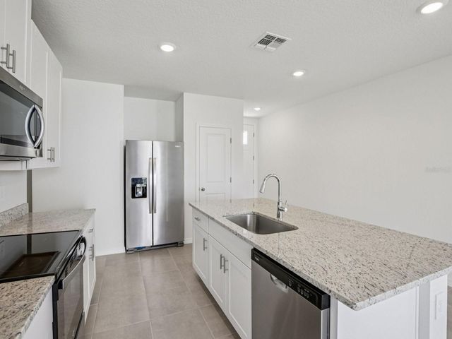 2834 VIRGINIA PINE DRIVE, Bartow, FL 33830