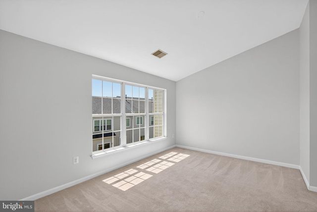 13597 BIG BOULDER RD, Herndon, VA 20171