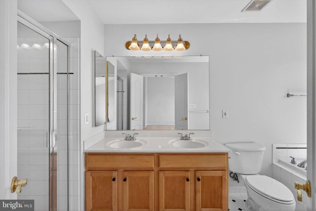13597 BIG BOULDER RD, Herndon, VA 20171