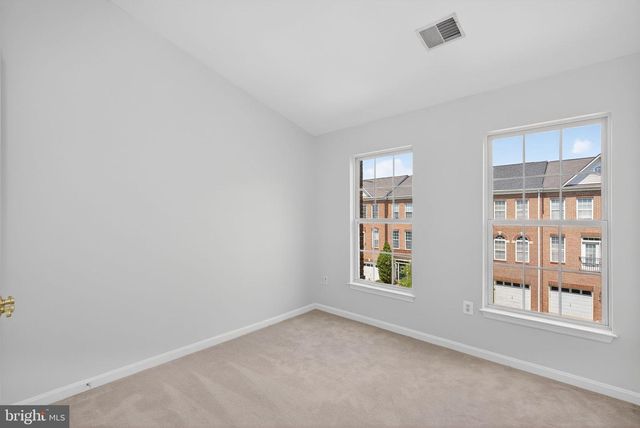 13597 BIG BOULDER RD, Herndon, VA 20171