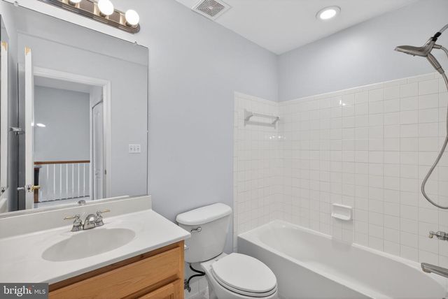 13597 BIG BOULDER RD, Herndon, VA 20171