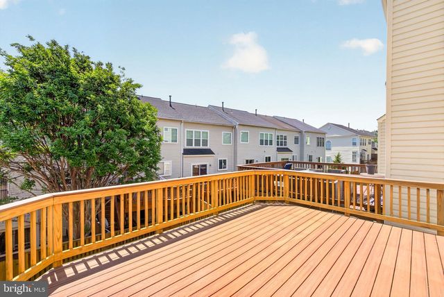 13597 BIG BOULDER RD, Herndon, VA 20171