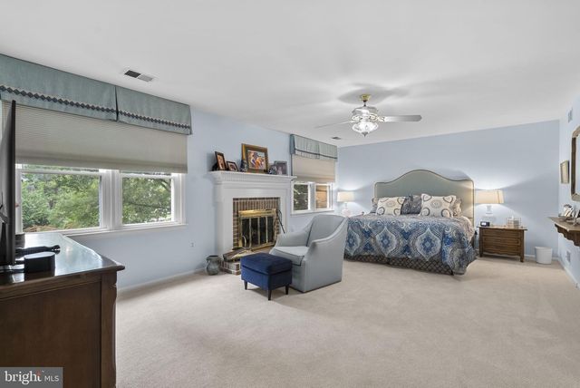 5820 MAGIC MOUNTAIN DR, Rockville, MD 20852