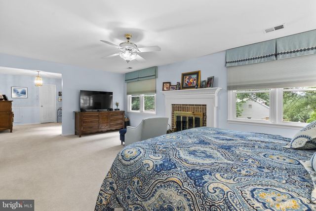 5820 MAGIC MOUNTAIN DR, Rockville, MD 20852
