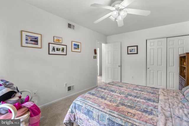 5820 MAGIC MOUNTAIN DR, Rockville, MD 20852