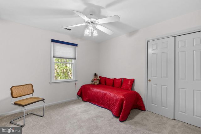 5820 MAGIC MOUNTAIN DR, Rockville, MD 20852