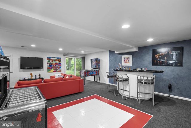 5820 MAGIC MOUNTAIN DR, Rockville, MD 20852