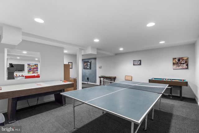 5820 MAGIC MOUNTAIN DR, Rockville, MD 20852