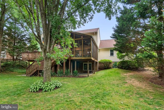 5820 MAGIC MOUNTAIN DR, Rockville, MD 20852