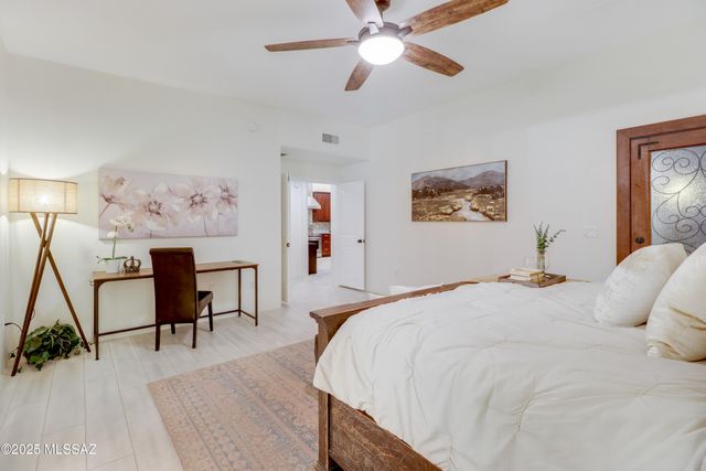 6555 E Foresight Road, Sahuarita, AZ 85629