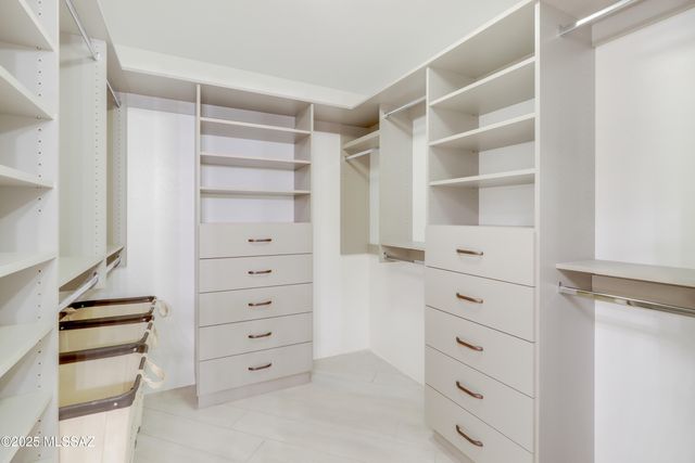 6555 E Foresight Road, Sahuarita, AZ 85629