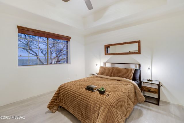 6555 E Foresight Road, Sahuarita, AZ 85629