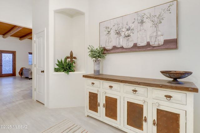 6555 E Foresight Road, Sahuarita, AZ 85629