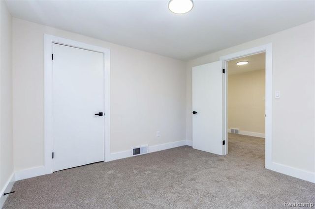 177 Avery Street, Clinton Township, MI 48036