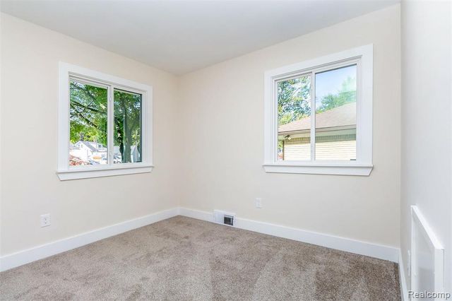 177 Avery Street, Clinton Township, MI 48036