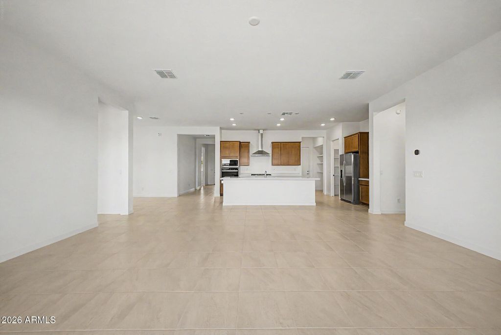 283 W FLOYD Drive, San Tan Valley, AZ 85140 — photo 4