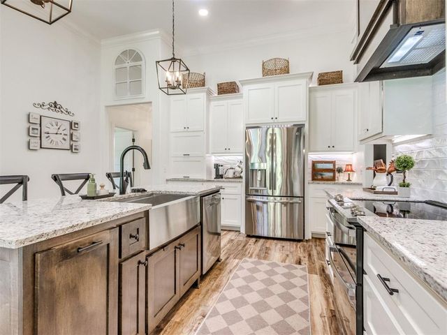 5532 Red Fox Run, Guthrie, OK 73044