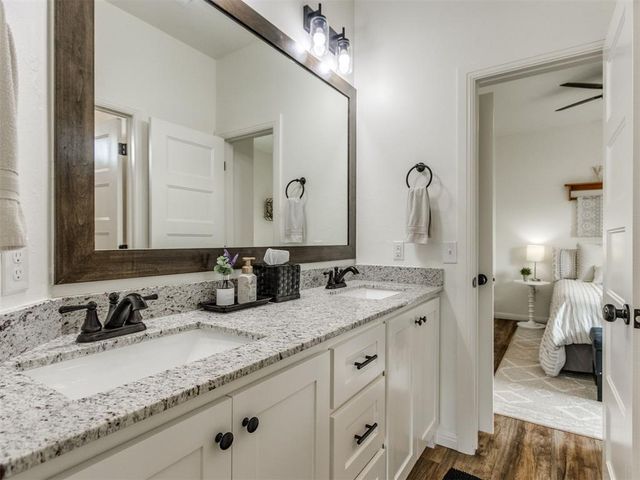 5532 Red Fox Run, Guthrie, OK 73044