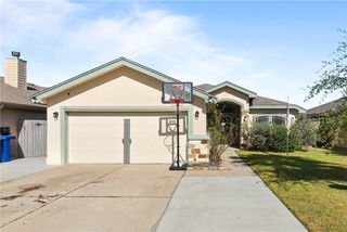2622 Date Palm Dr, Corpus Christi, TX 78418