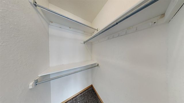 4105 Windward Way, Yukon, OK 73099