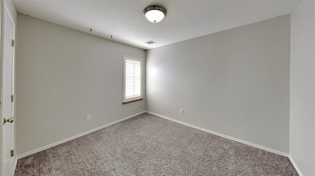 4105 Windward Way, Yukon, OK 73099